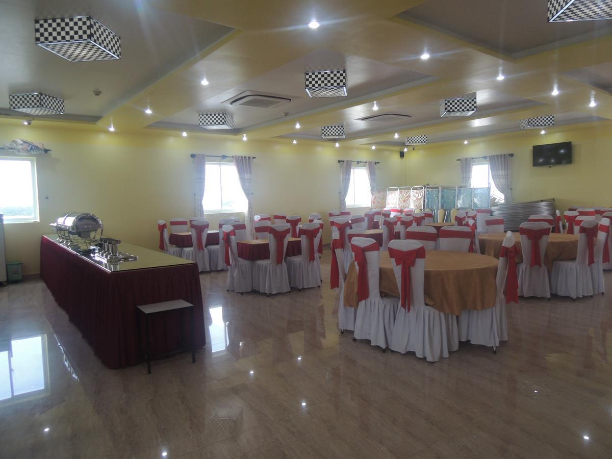 Nam Kieu Hotel Cà Mau Buitenkant foto